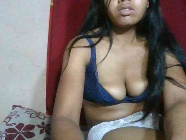 Keziah34 webcam