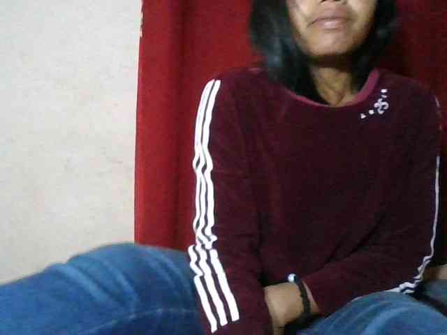 Keziah34 webcam