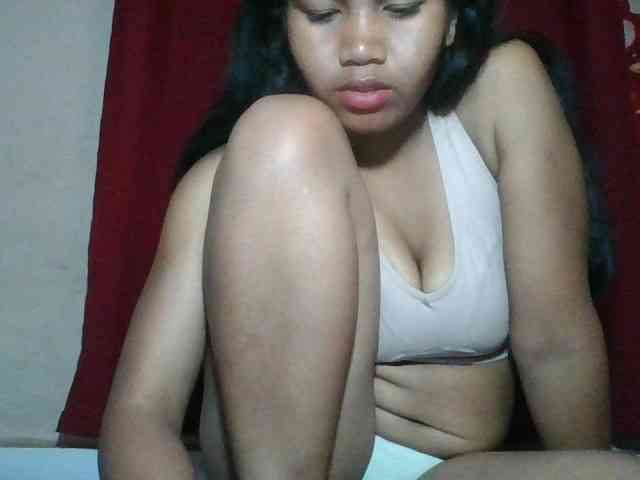 Keziah34 webcam