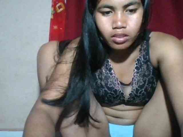 Keziah34 webcam