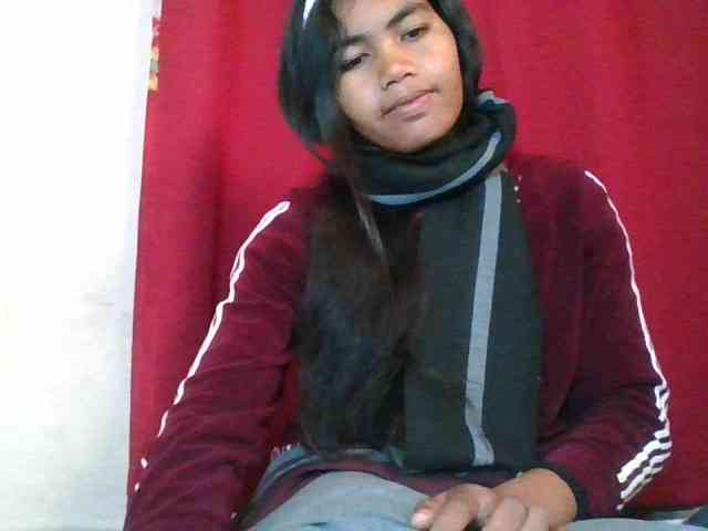 Keziah34 webcam