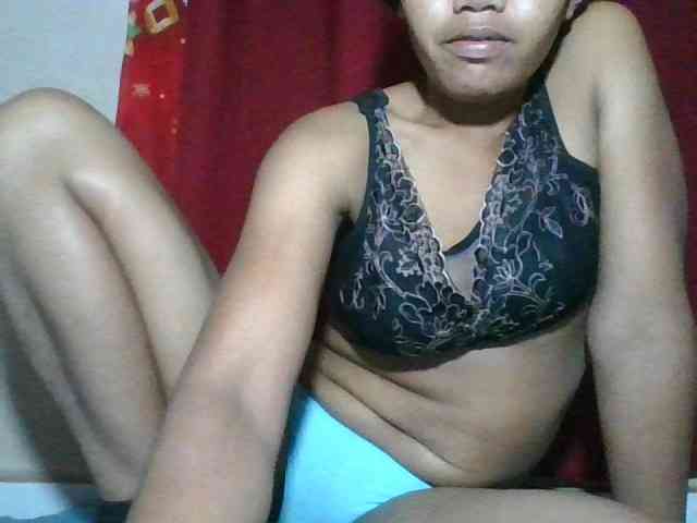 Keziah34 webcam