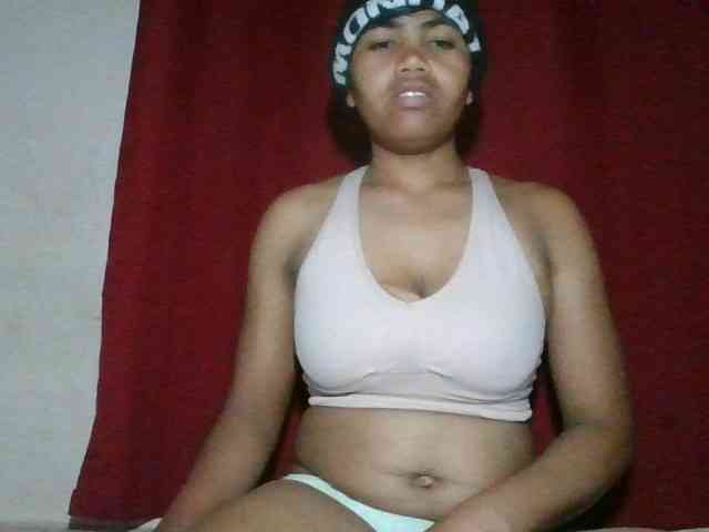 Keziah34 webcam