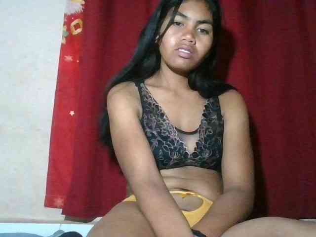 Keziah34 webcam