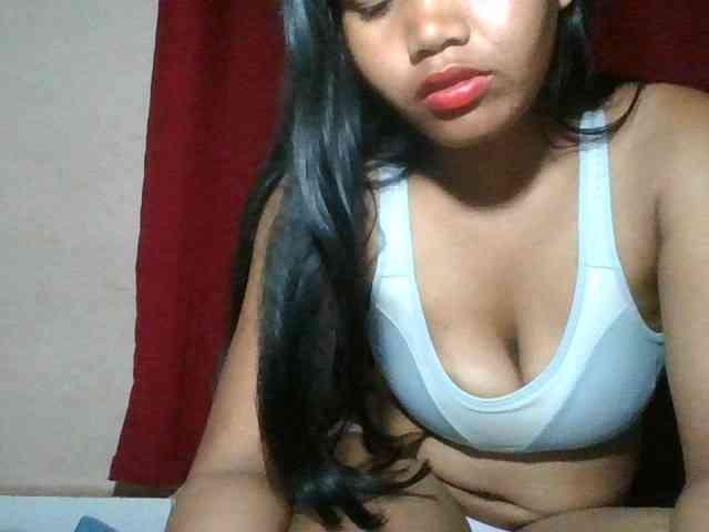 Keziah34 webcam