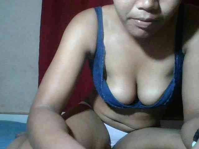 Keziah34 webcam