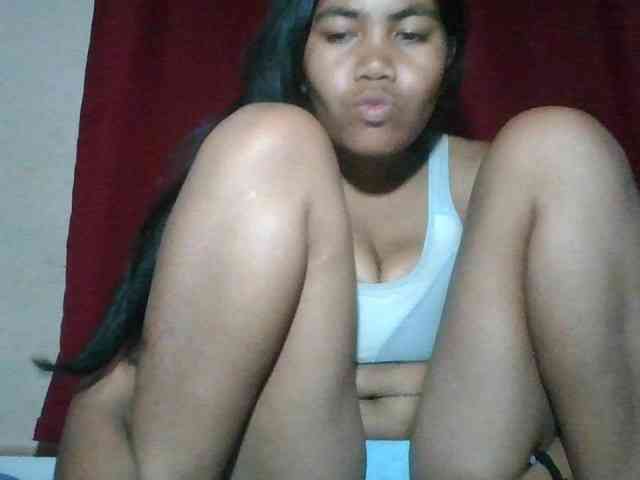 Keziah34 webcam
