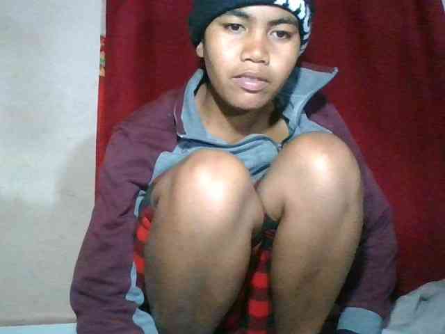 Keziah34 webcam