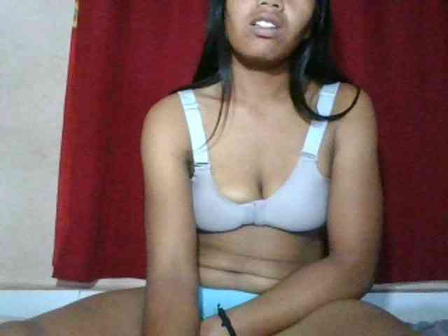 Keziah34 webcam