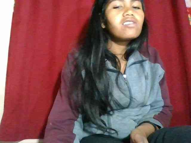 Keziah34 webcam