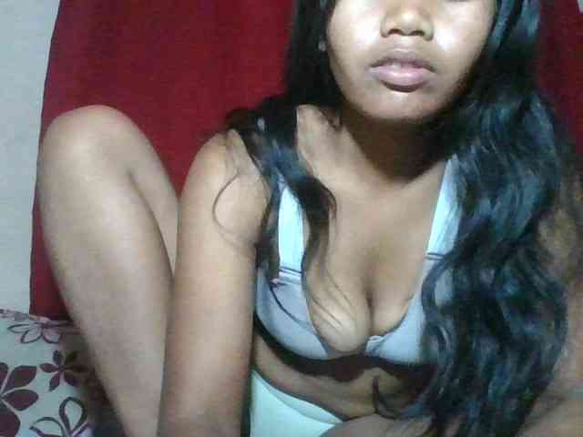 Keziah34 webcam