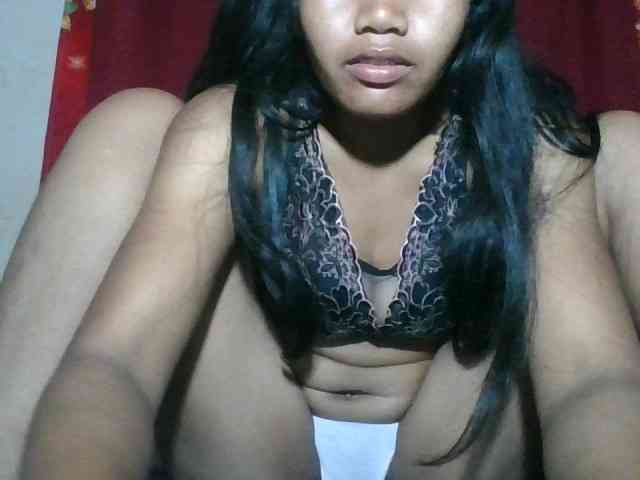 Keziah34 webcam