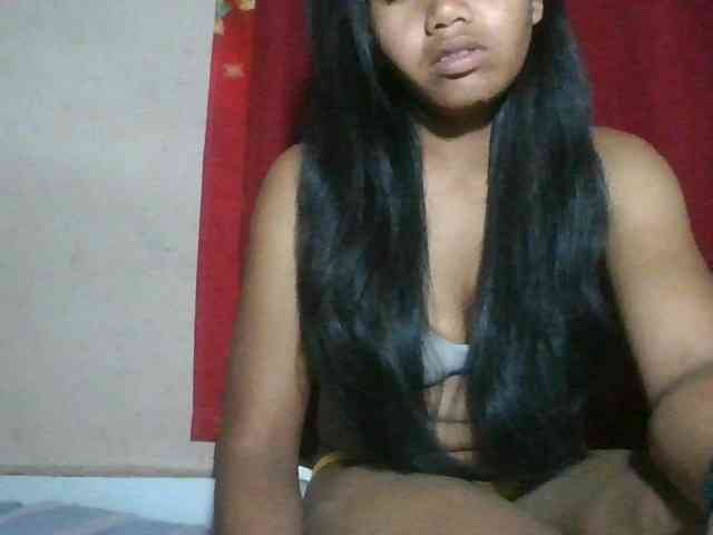 Keziah34 webcam