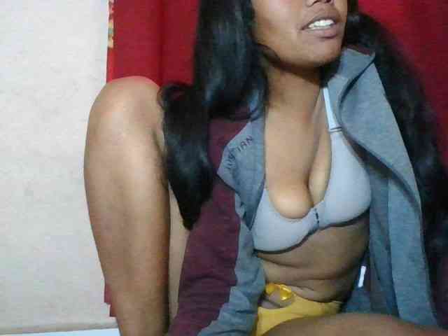 Keziah34 webcam