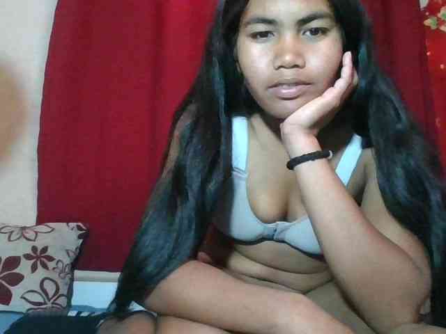 Keziah34 webcam