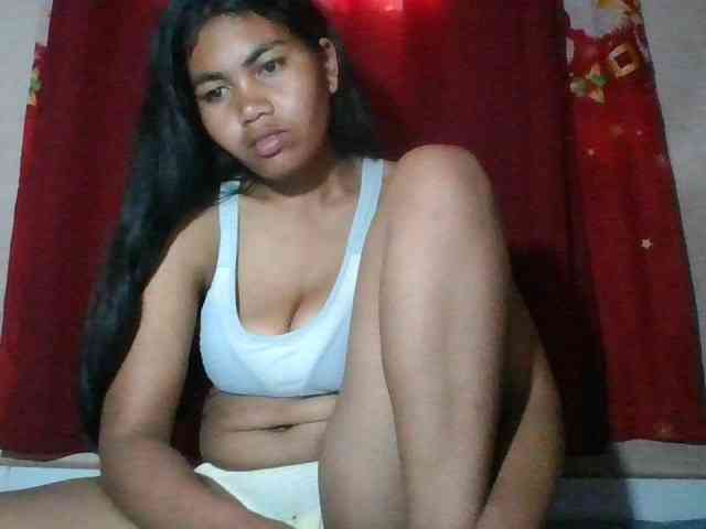 Keziah34 webcam