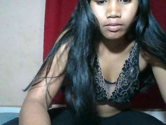 Keziah34 webcam