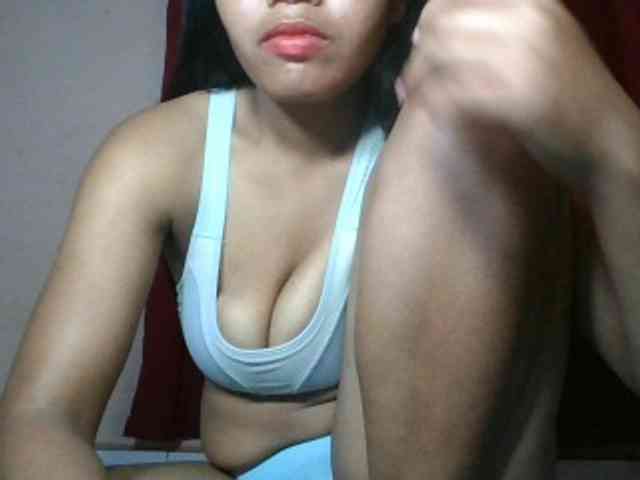 Keziah34 webcam