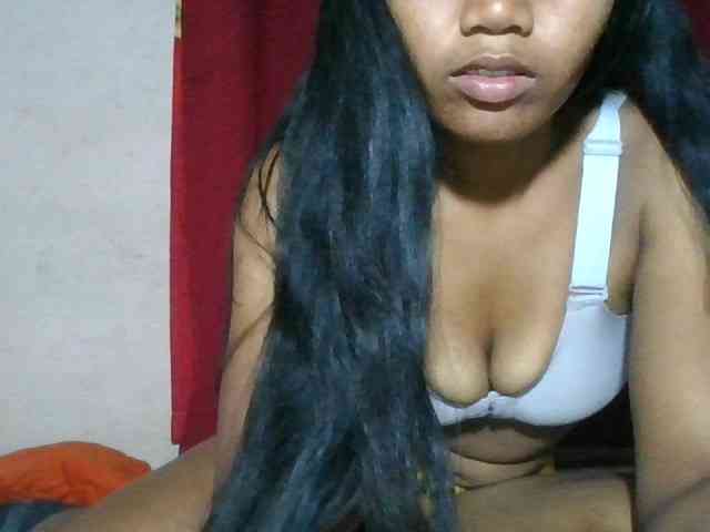 Keziah34 webcam