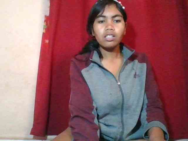 Keziah34 webcam