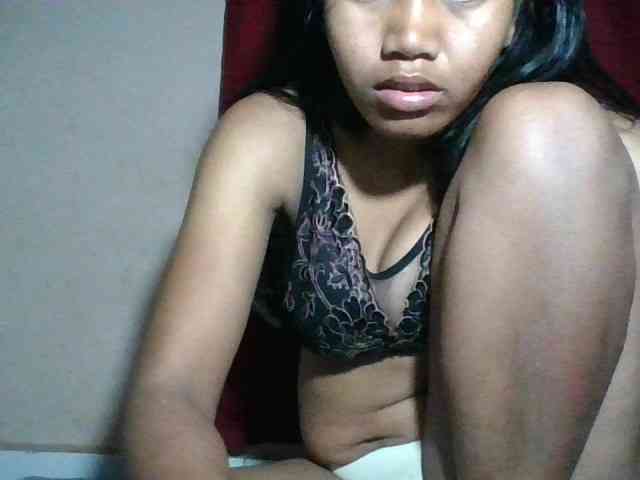 Keziah34 webcam