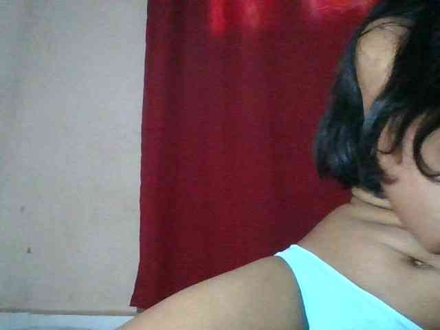 Keziah34 webcam