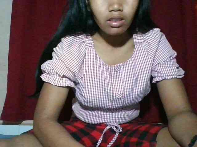 Keziah34 webcam