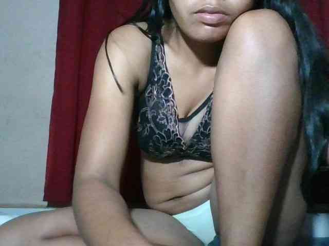 Keziah34 webcam