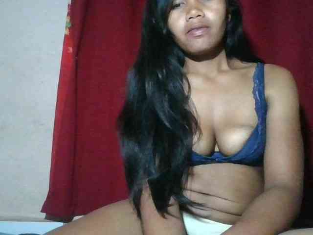Keziah34 webcam
