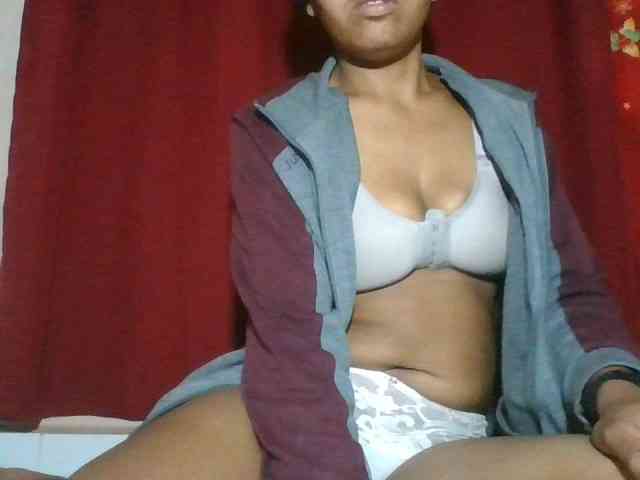 Keziah34 webcam