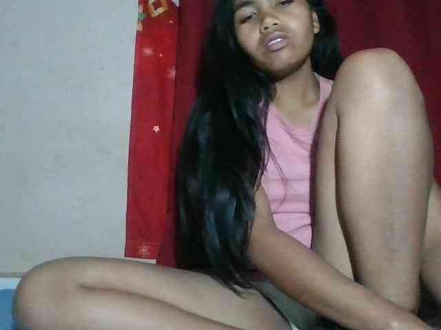Keziah34 webcam