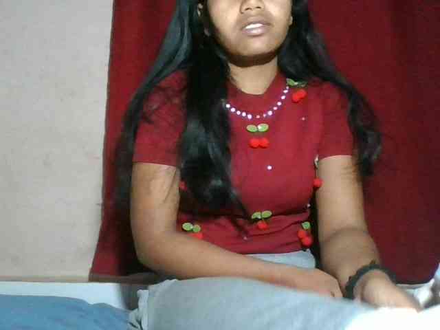 Keziah34 webcam