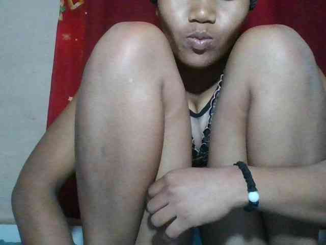 Keziah34 webcam