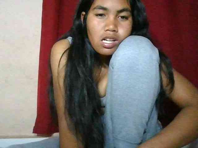Keziah34 webcam