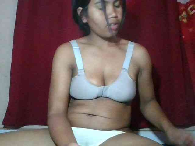 Keziah34 webcam
