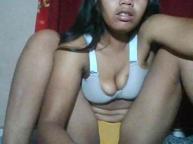Keziah34 webcam