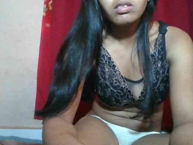 Keziah34 webcam