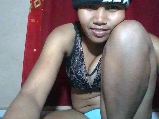 Keziah34 webcam