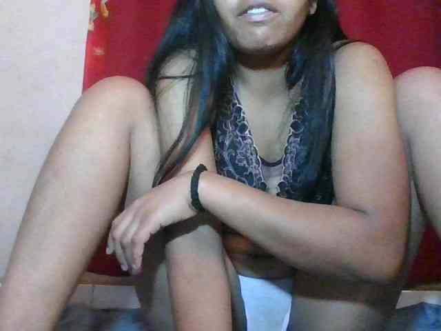 Keziah34 webcam