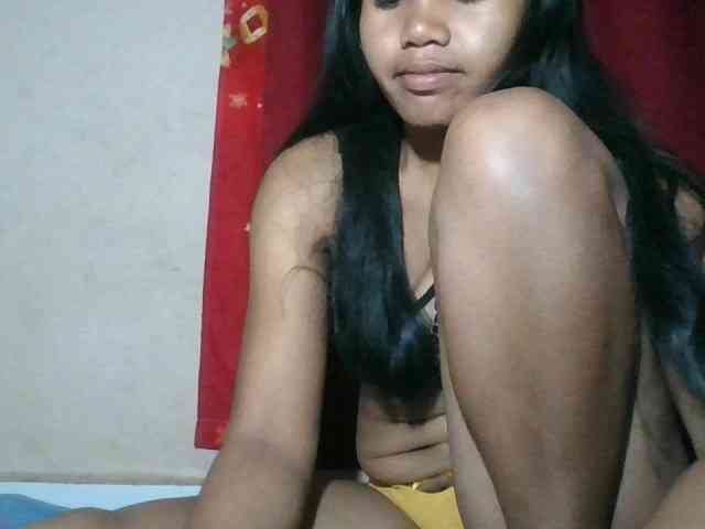 Keziah34 webcam