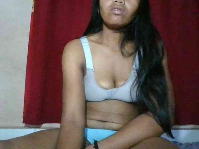 Keziah34 webcam