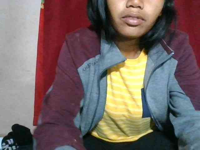 Keziah34 webcam