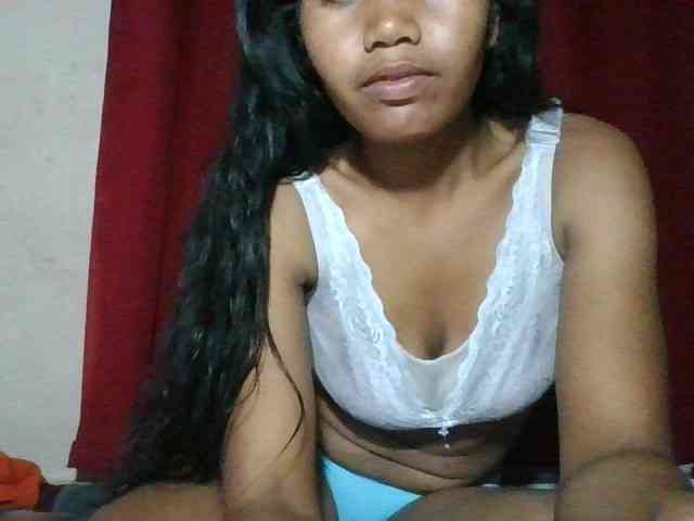 Keziah34 webcam