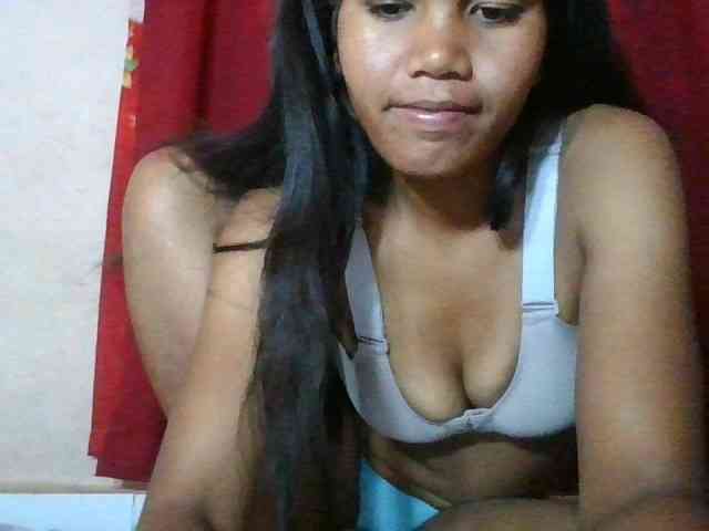 Keziah34 webcam