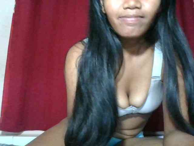 Keziah34 webcam