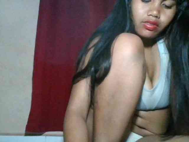 Keziah34 webcam