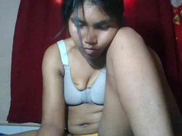 Keziah34 webcam