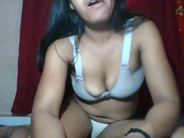 Keziah34 webcam