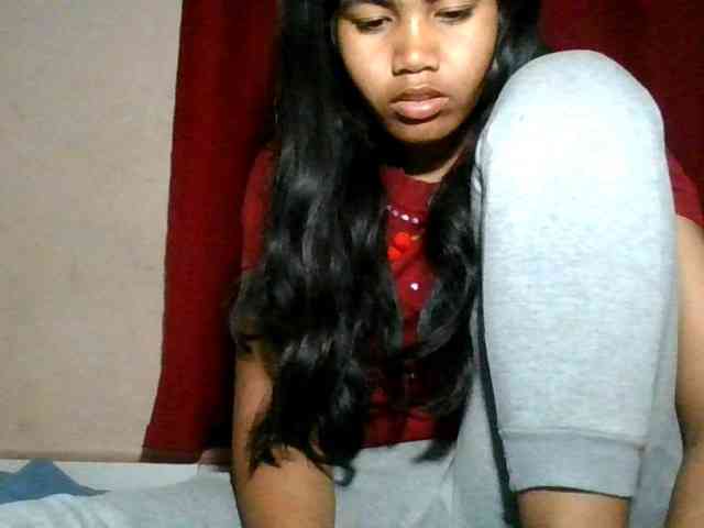 Keziah34 webcam