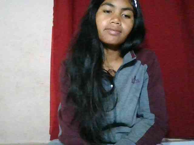 Keziah34 webcam